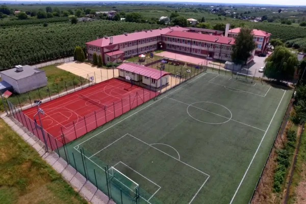 Publiczna Szkoła Podstawowa w Obrazowie z bardzo dobrymi wynikami egzaminu ósmoklasisty 2026