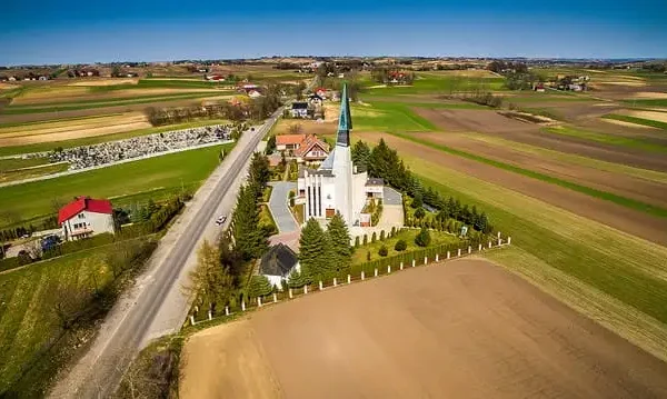 Sąsiedzki Festiwal Smaku w Klimontowie – integracja, atrakcje i kulinarne inspiracje