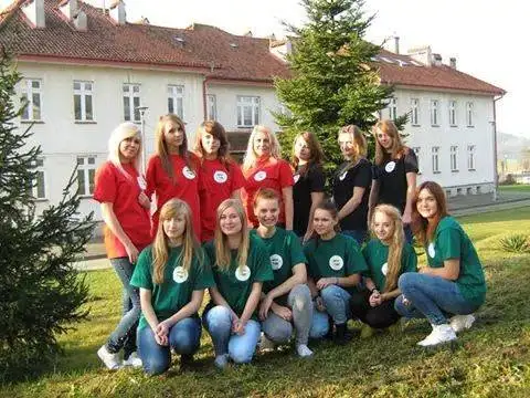 Noc Listopadowa w Klimontowie: turystyka, historia i integracja