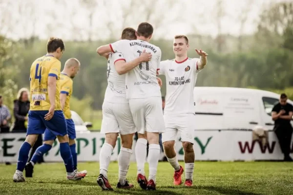 Klimontowianka przegrywa z GKS Nowiny 3:2 – bramki Witeka i Szakalca na nic