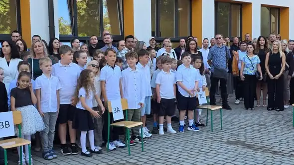 Uroczyste rozpoczęcie roku szkolnego w SP 1 – powitanie nowych uczniów