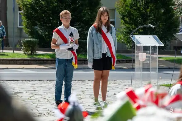 Uczniowie SP1 w Sandomierzu uczcili 87. rocznicę wybuchu II wojny światowej