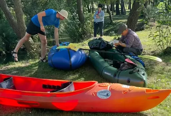 Koprzywianka posprzątana. Kilkanaście worków śmieci i zapowiedź kolejnej akcji nad Wisłą