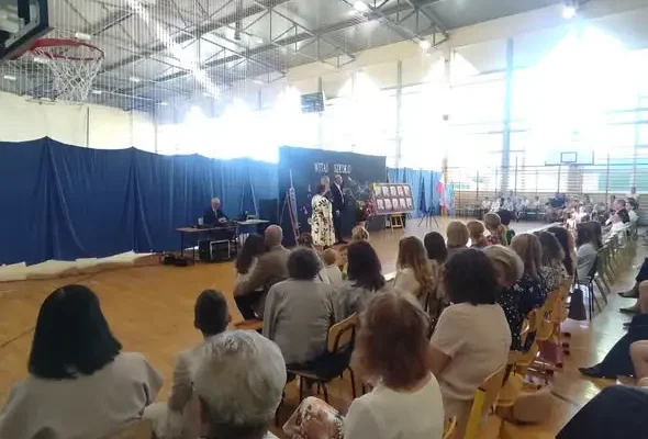 Nowy rok szkolny w Wilczycach: życzenia, goście i inauguracja
