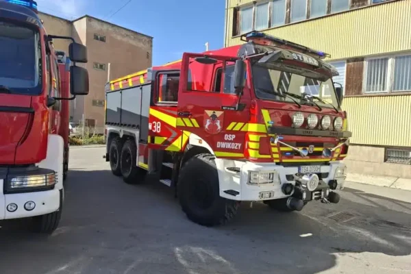 Interwencja OSP Dwikozy: wyczuwalny zapach gazu na ul. Nadwiślańskiej