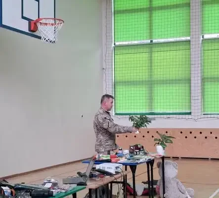 Szkolenie survivalowe dla dzieci ze Szkoły Podstawowej nr 2 w Sandomierzu
