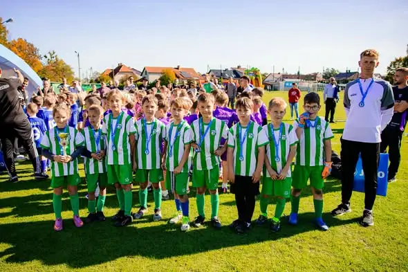Młodzi piłkarze z Samborca na turnieju Jako Cup w Stalowej Woli