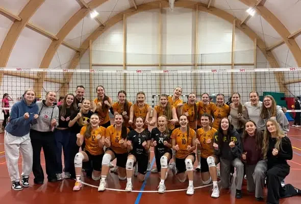 Juniorki UNI Opole wygrywają 3:0 z LUKS Sukces Komprachcice