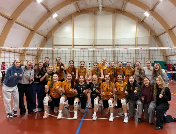 Juniorki UNI Opole wygrywają 3:0 z LUKS Sukces Komprachcice