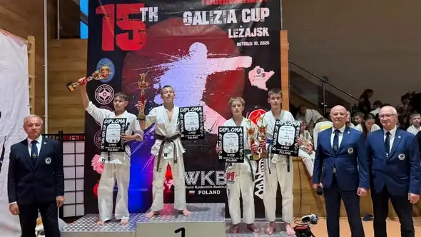 Sandomierski karateka Adam Drozdowski z brązem na jubileuszowym WKB Polish Open w Leżajsku